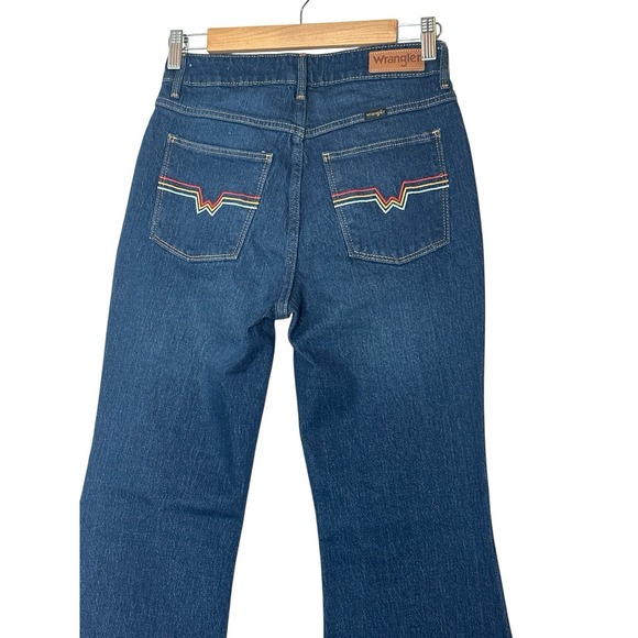 Wrangler Flare Leg Women's Size 26 X 31 Blue Rodeo Cowgirl Embroidered Stretch - Picture 10 of 10